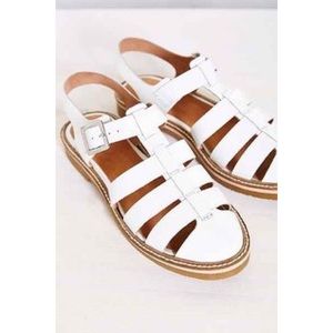 NWOT - UO Silence + Noise Lori Sandals
